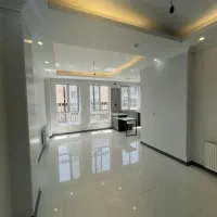 ساختمان نوساز با ۳ طبقه تکواحدی