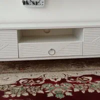 میز تلویزیون سفید