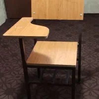 صندلی امتحان دانش آموزی