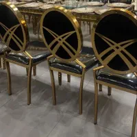 صــنــدلـی تـالـارتنها