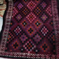 پشتی .فرش لری ..جلدبالش.تخت خواب