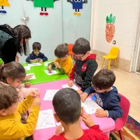 استخدام مربی پیش مهد