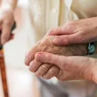 منشی خانم و پرسنل خدماتی آقا