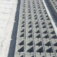 استخری دیواری  خاک سنگ مخلوط بیس