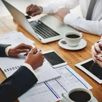 آموزش مدیریت ریسک و سرمایه در بازارهای مالی