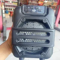 استیکر یا اسپیکر