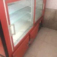 یخچال ویترینی سالم