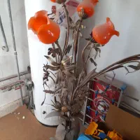 اباژور ایستاده