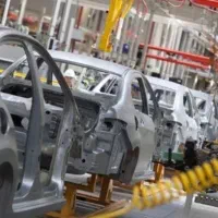 نیروی آقا با جای خواب و غذا شرکت قطعات