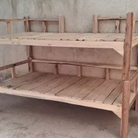 تخت چوبی حیاطی محکم