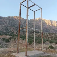 چهار پایه  مخصوص  مخزن آب
