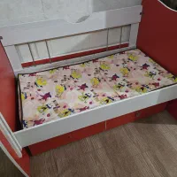 تخت کودک (سراب)