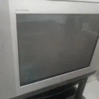 یک عدد تلویزیون  ال جی  بسیار تمیز بفروش میرسی