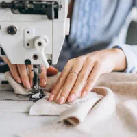 استخدام خیاط حرفه‌ای با بیمه و مزایا