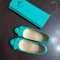 کفش و کیف در شکوفه