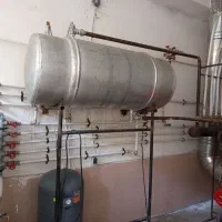 لوله کشی و نصب شیر آلات و موتور خانه