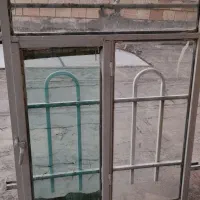 پنجره آهنی فلز سنگین حفاظ دار