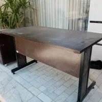 میز اداری در حد نو