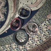 چندتا رینگ ولاستیک و تیوپ دوچرخه۱۲