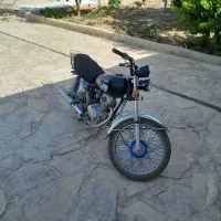 موتور سیکلت ۱۲۵ مزایده ای بسیار سالم وکم کار کرد