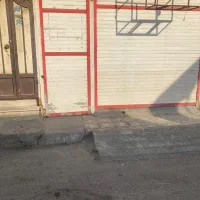 یک مغازه تجاری فروش