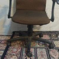 صندلی چرخ دار اداری