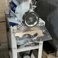 چرخ گوشت صنعتی ۳۲ تسمه ای اریا صنعت