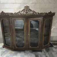 یک عدد بوفه کوتاه