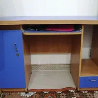 میز کامپیوتر و تحریر
