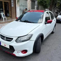 کوییک r سفید قرمز