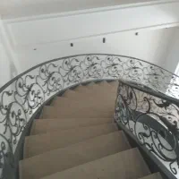 نقاش نقاشی ساختمان اقساطی