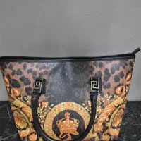 کیف ورساچه اصل