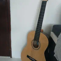 گیتار کلاسیک c80 به همراه متعلقات