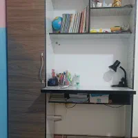 میز تحریر کتابخانه دار و کمد دار