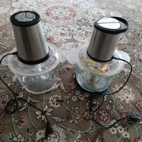 خرد کن همراه با مخلوط کن داخل عکس