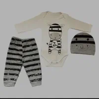 ۸ تکه لباس نوزادی آکبند ۰۰۰ ۶۵۰ ۳