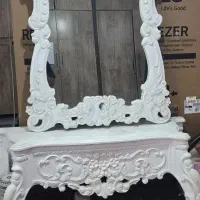 آینه و کنسول