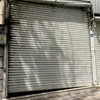 مغازه تجاری واقع در جاده آدران