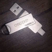 فلش مموری oscoo رابط دوگانه ۶۴ گیگ