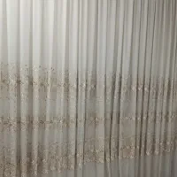 پرده حریر به همراه آستر و چوب پرده