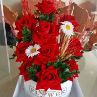 گل رز مصنوعی