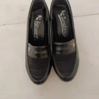 کفش طبی سایز ۳۹ قیمت ۷۰۰