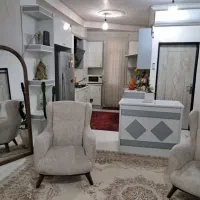 85 متر دو خواب / فول امکانات / رو به نما