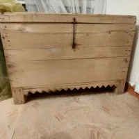 صندوقچه چوبی سالم و قدیمی