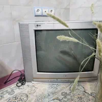 تلویزیون ۲۱ اینج ال جی