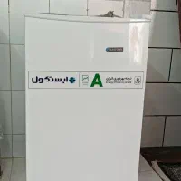 یخچال ایستکول
