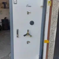 گاوصندوقcvbj400 طلافروشی