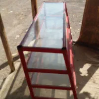 تعدادی وسایل شامل گاوصندوق،ویترین ویخچال