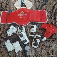 لباس تکواندو ولباس دفاع رزمی
