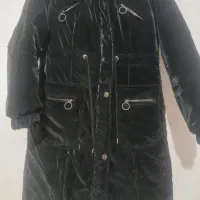 کاپشن|لباس|قم, شهر قائم|دیوار